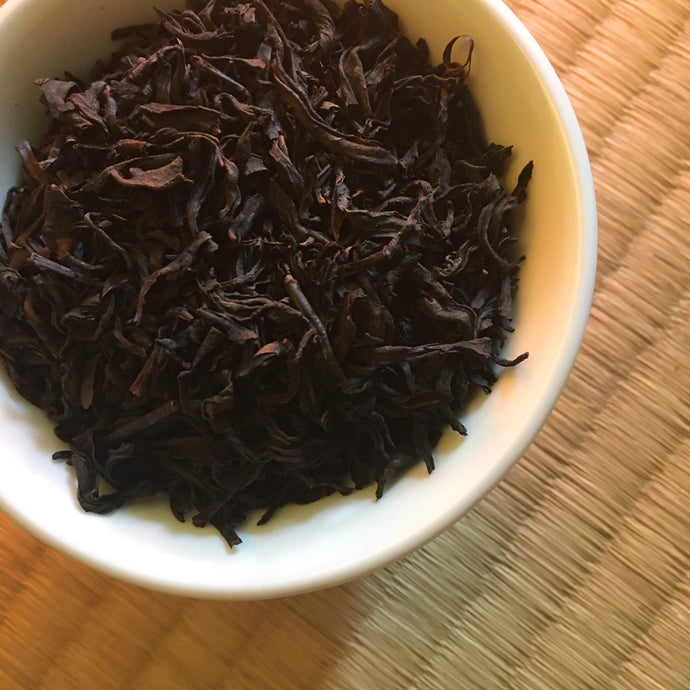 Oolong Tea: Amber Jade (roasted)